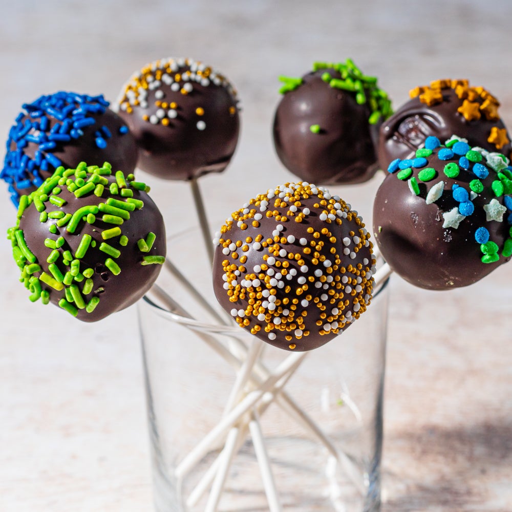 Easy and Delicious Chocolate Cake Pop Recipe